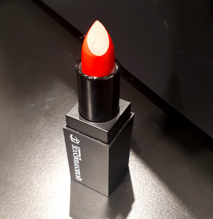 Queenfidence - Semi Matte Lipstick