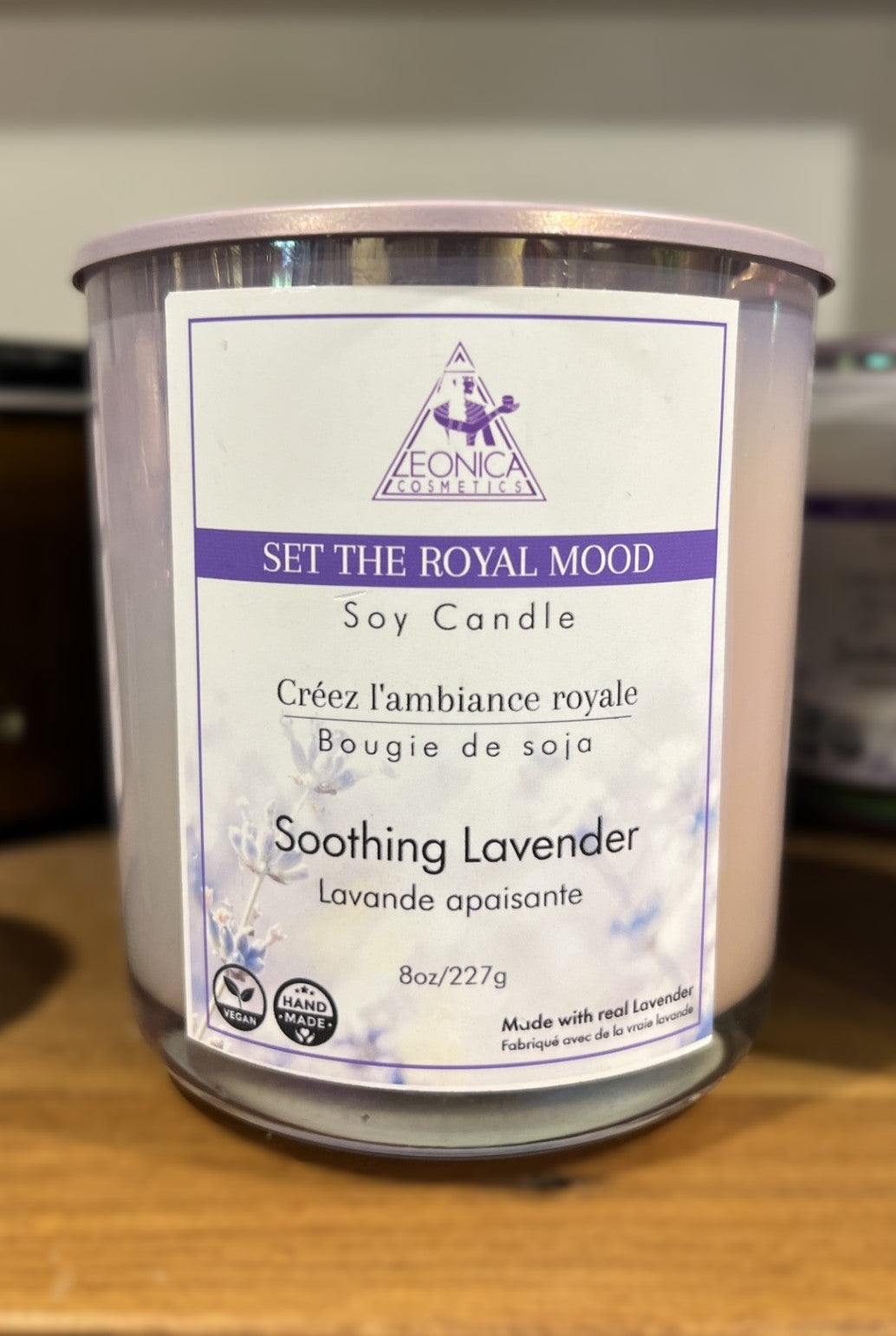 SOOTHING LAVENDER SOY CANDLE - 8OZ / 227G