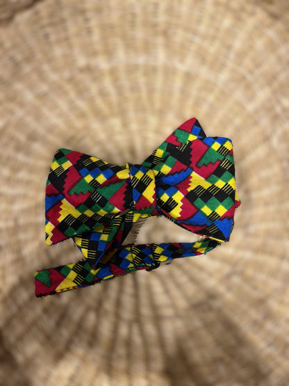 AFRICAN PRINT BOWTIE
